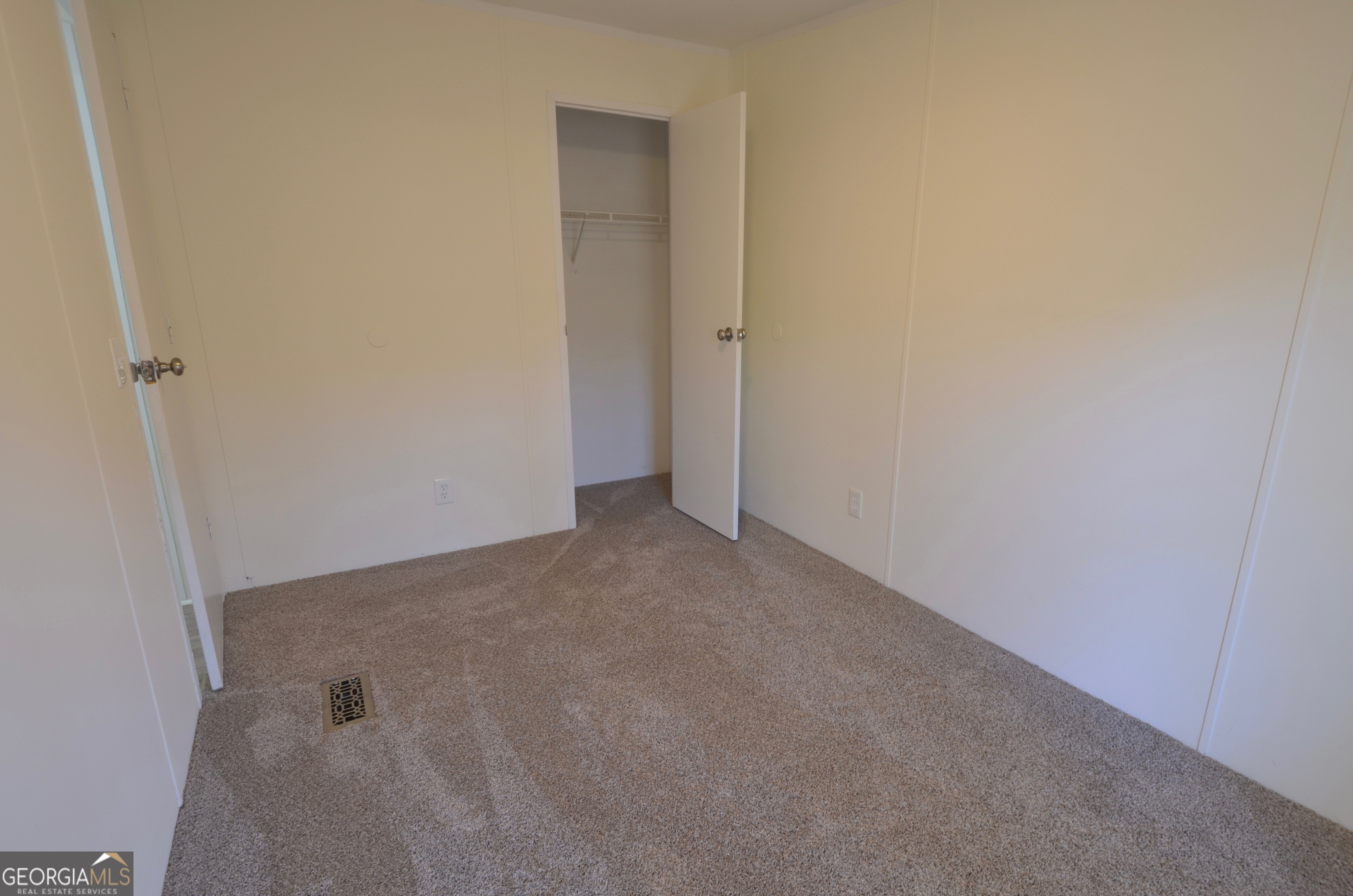 722 Brower Court Dublin, GA 31021 - Photo 20 of 27 a view of a small space