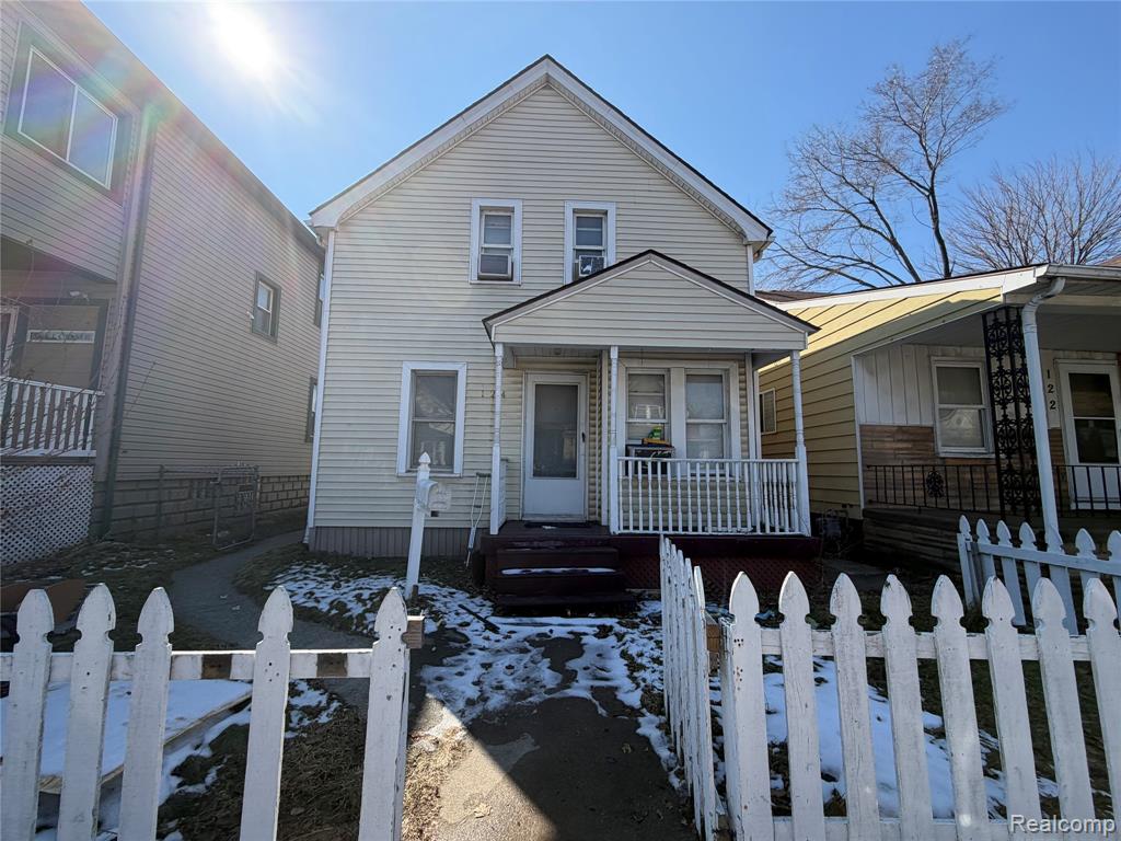 124 Leroy Street River Rouge, MI 48218 - Photo 1 of 6