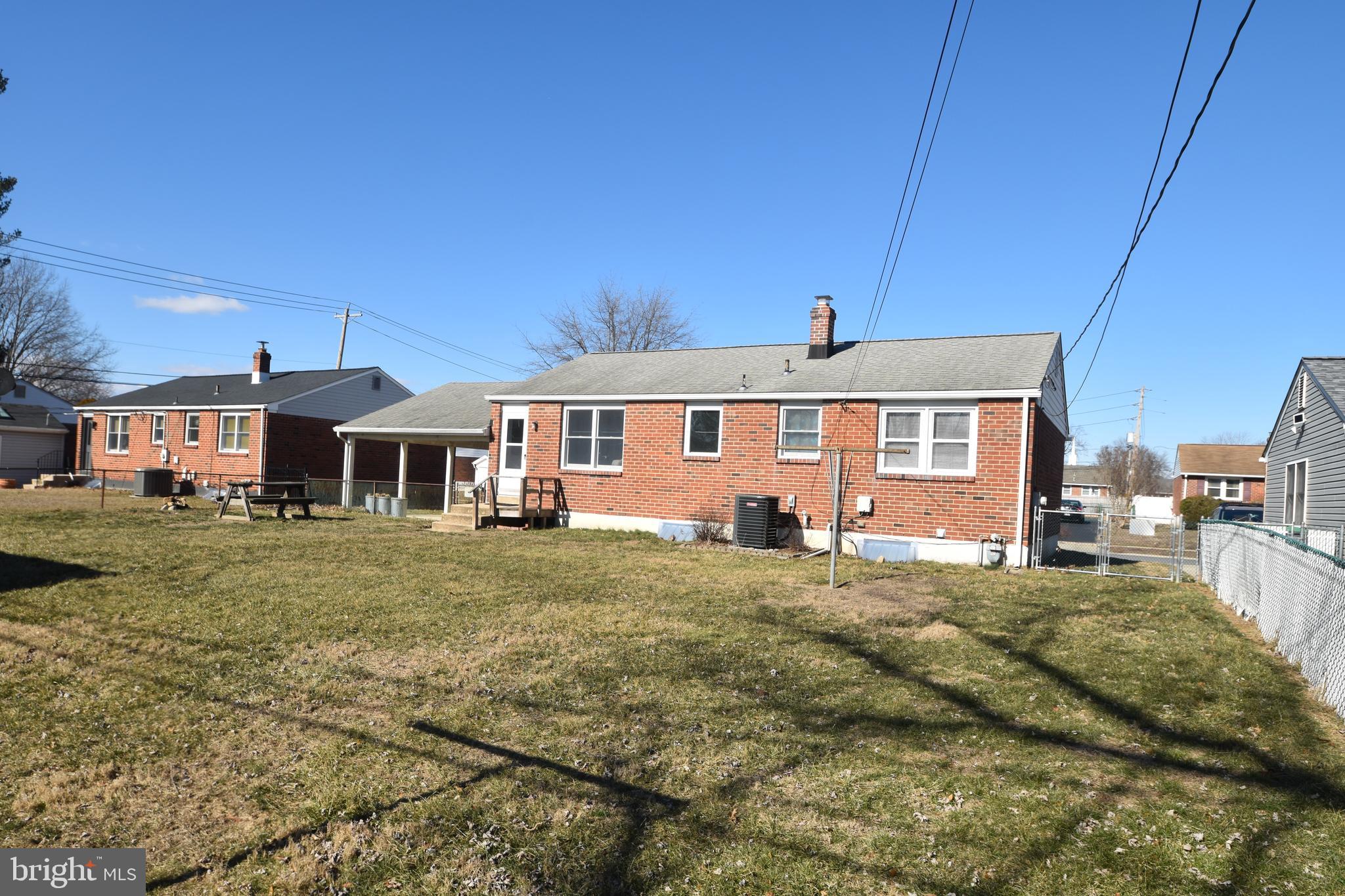 1105 Ralph Road Newark, DE 19713 - Photo 39 of 41 a front view of a house with a yard