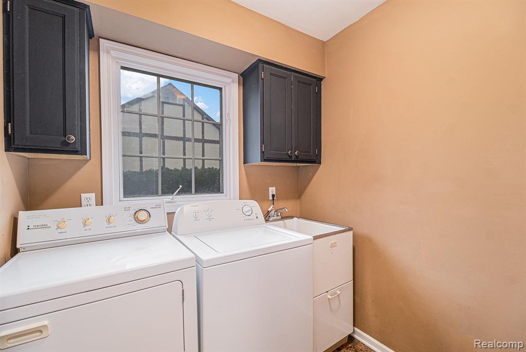 822 Augusta Drive Rochester Hills, MI 48309 - Photo 18 of 35