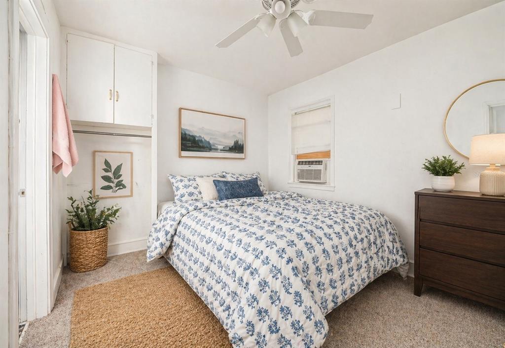 949 Southwest 13th Street Gainesville, FL 32601 - Photo 42 of 49