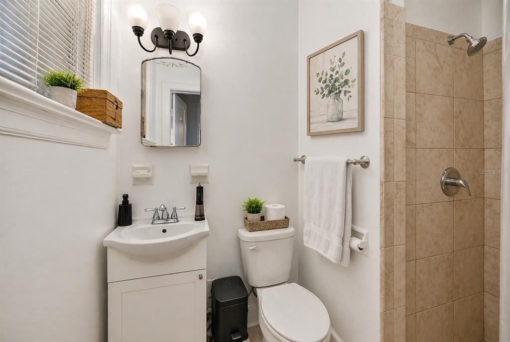 949 Southwest 13th Street Gainesville, FL 32601 - Photo 43 of 49