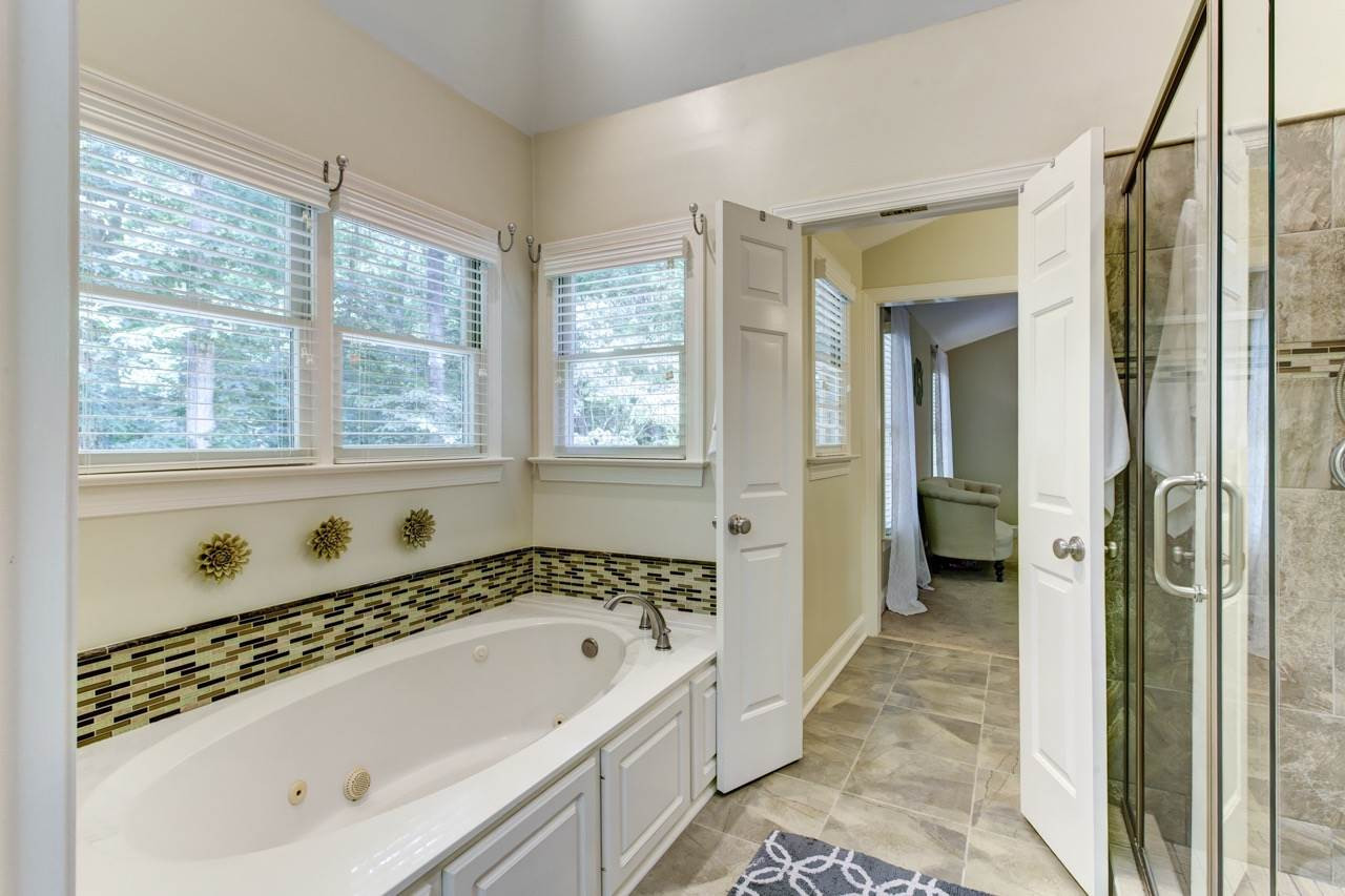 1709 Percheron Place Raleigh, NC 27613 - Photo 14 of 25 Master Bath/Spa