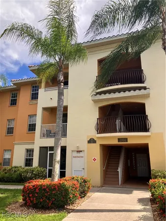 $1,450 | 2904 Tuscan Drive, Unit 303, Cape Coral, FL 33909
