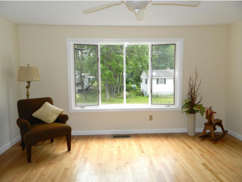 60 Ruth Avenue Manchester, NH 03109 - Photo 11 of 28