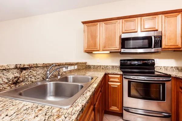 $1,760 | 862 Fairview Drive, Unit B, Fort Walton Beach, FL 32547