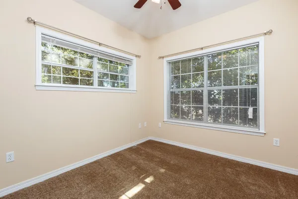 $1,760 | 862 Fairview Drive, Unit B, Fort Walton Beach, FL 32547