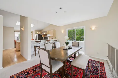 $2,050,000 | 121 Red Hill Circle, Tiburon, CA 94920