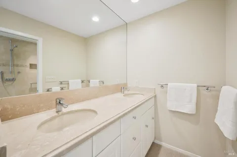 $2,050,000 | 121 Red Hill Circle, Tiburon, CA 94920