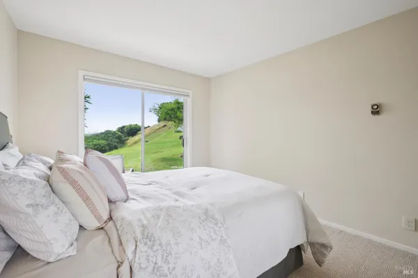 $2,050,000 | 121 Red Hill Circle, Belvedere Tiburon, CA 94920
