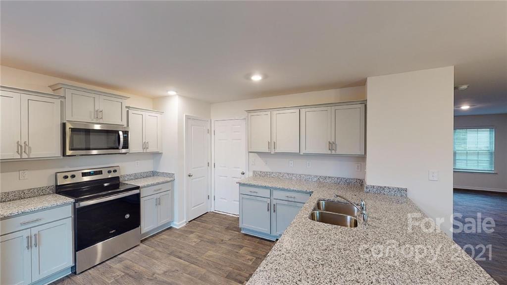 319 Oak Br Road, Unit 8 Arden, NC 28704 - Photo 12 of 31 Gallery Image 12