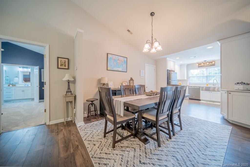 823 Clearbrook Road Matthews, NC 28105 - Photo 15 of 38