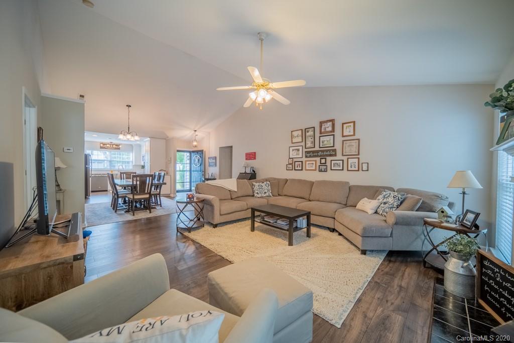 823 Clearbrook Road Matthews, NC 28105 - Photo 18 of 38