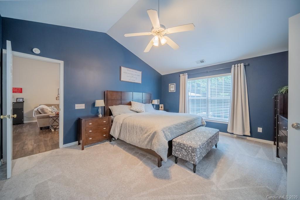 823 Clearbrook Road Matthews, NC 28105 - Photo 20 of 38