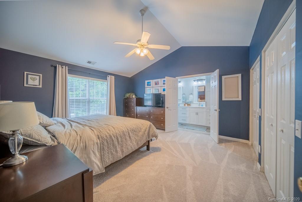 823 Clearbrook Road Matthews, NC 28105 - Photo 21 of 38