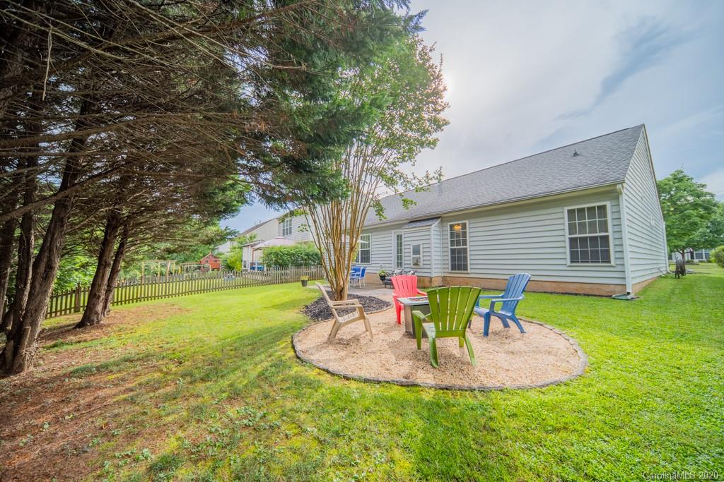 823 Clearbrook Road Matthews, NC 28105 - Photo 36 of 38