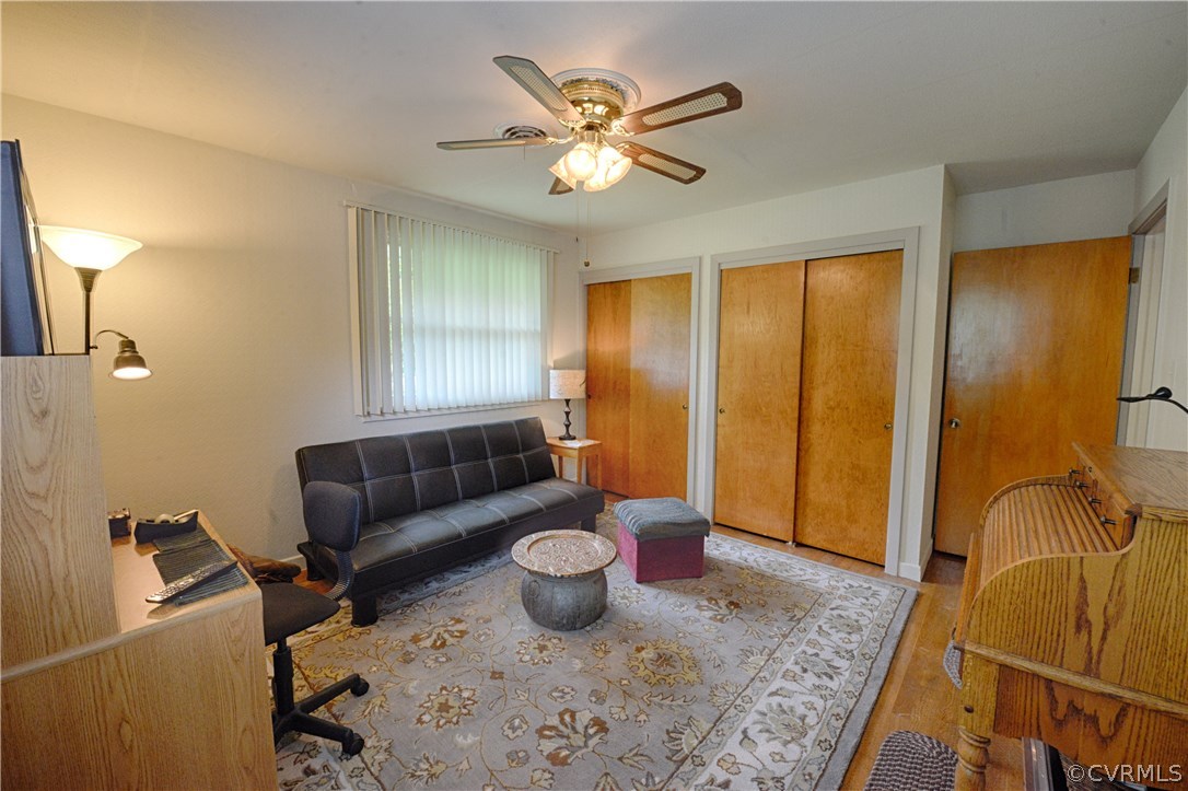 7706 Anoka Road Henrico, VA 23229 - Photo 16 of 26 Bedroom 2 - double closet!