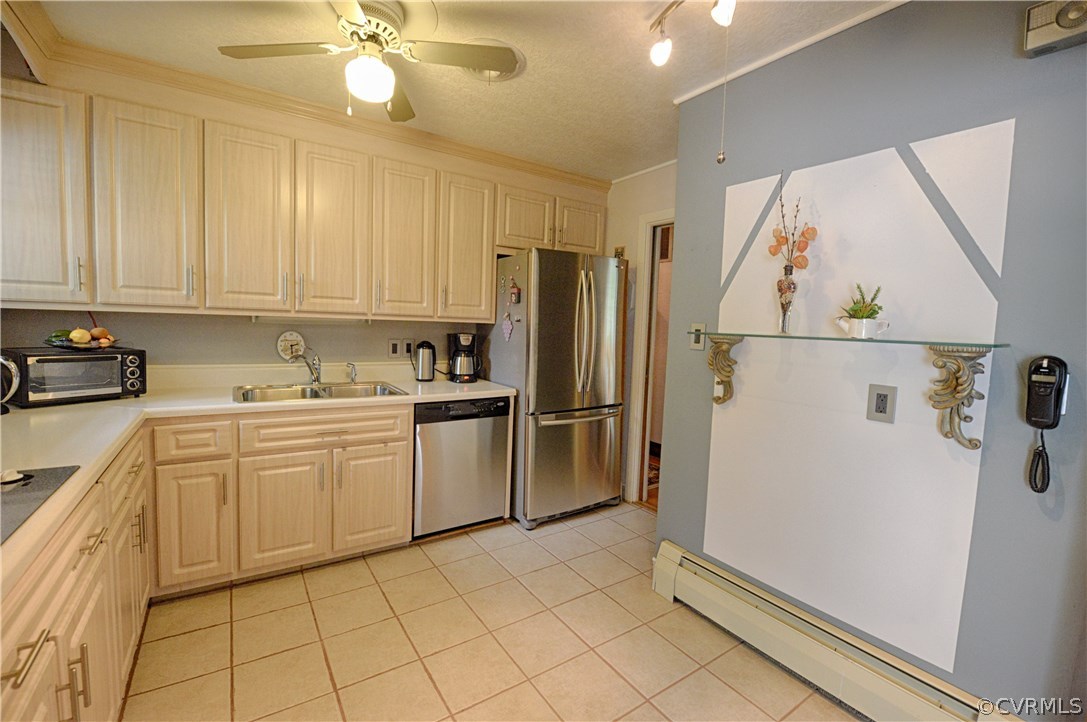 7706 Anoka Road Henrico, VA 23229 - Photo 7 of 26 Plenty of room to add an island or breakfast bar!