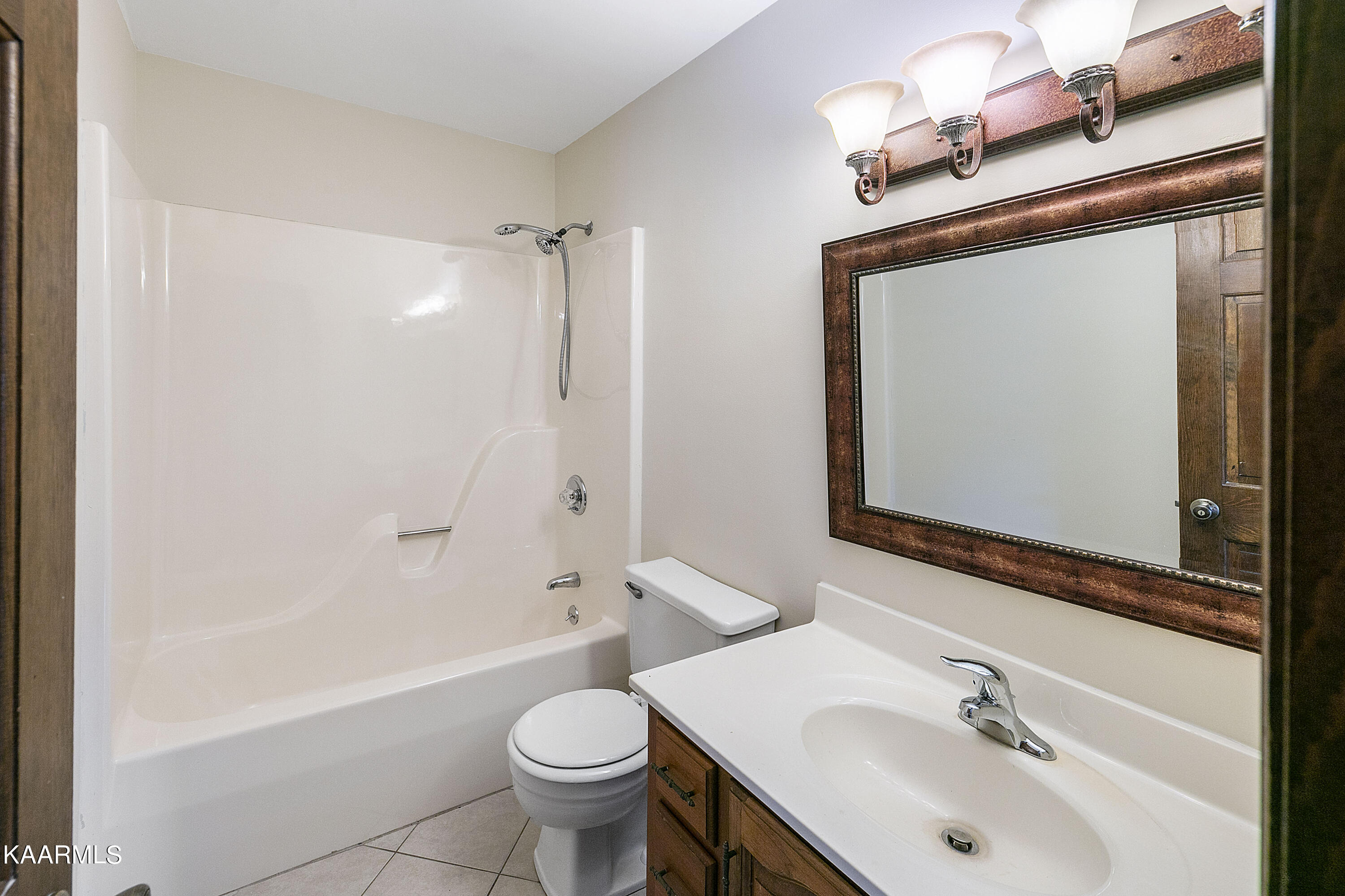 129 Chestnut Hill Road Oak Ridge, TN 37830 - Photo 16 of 27 1L9A0684