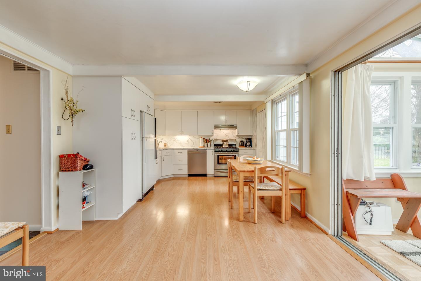 113 Pearl Croft Road Cherry Hill, NJ 08034 - Photo 11 of 38 Family Kitchen