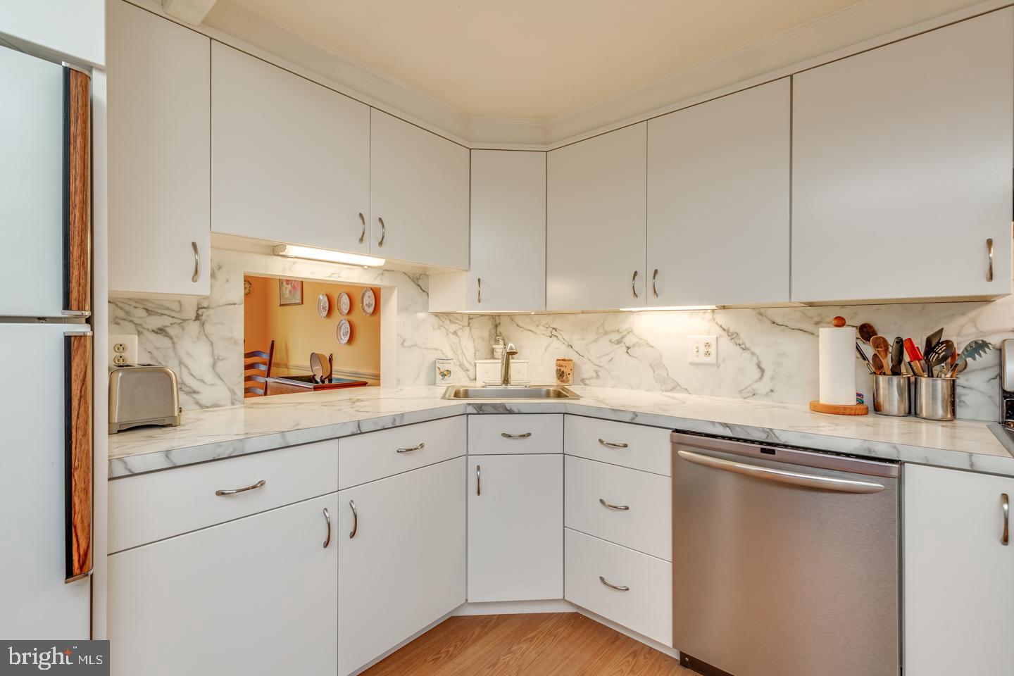 113 Pearl Croft Road Cherry Hill, NJ 08034 - Photo 14 of 38 Kitchen