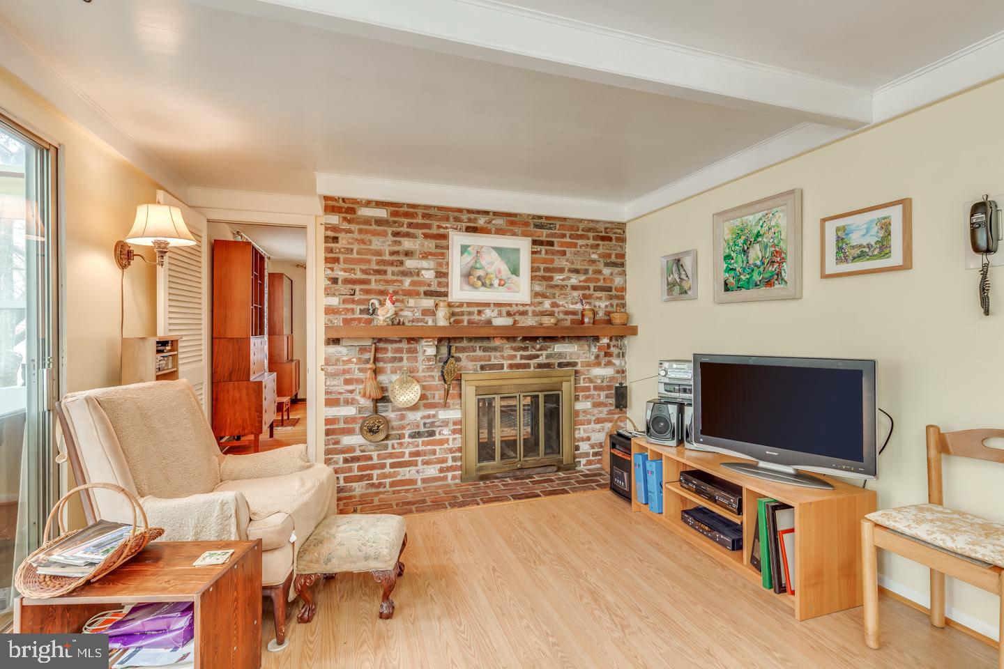 113 Pearl Croft Road Cherry Hill, NJ 08034 - Photo 16 of 38 Family Room with Fireplace