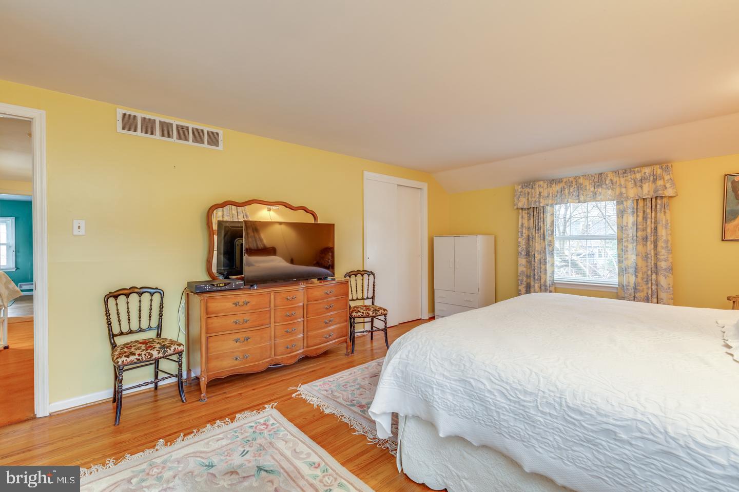 113 Pearl Croft Road Cherry Hill, NJ 08034 - Photo 22 of 38 Master Bedroom