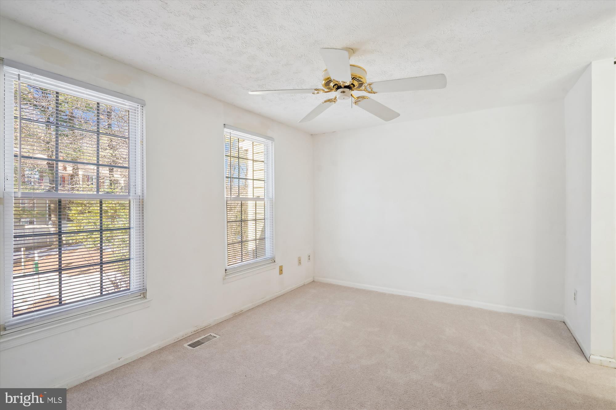 1919 Belmont Ridge Court Reston, VA 20191 - Photo 12 of 17
