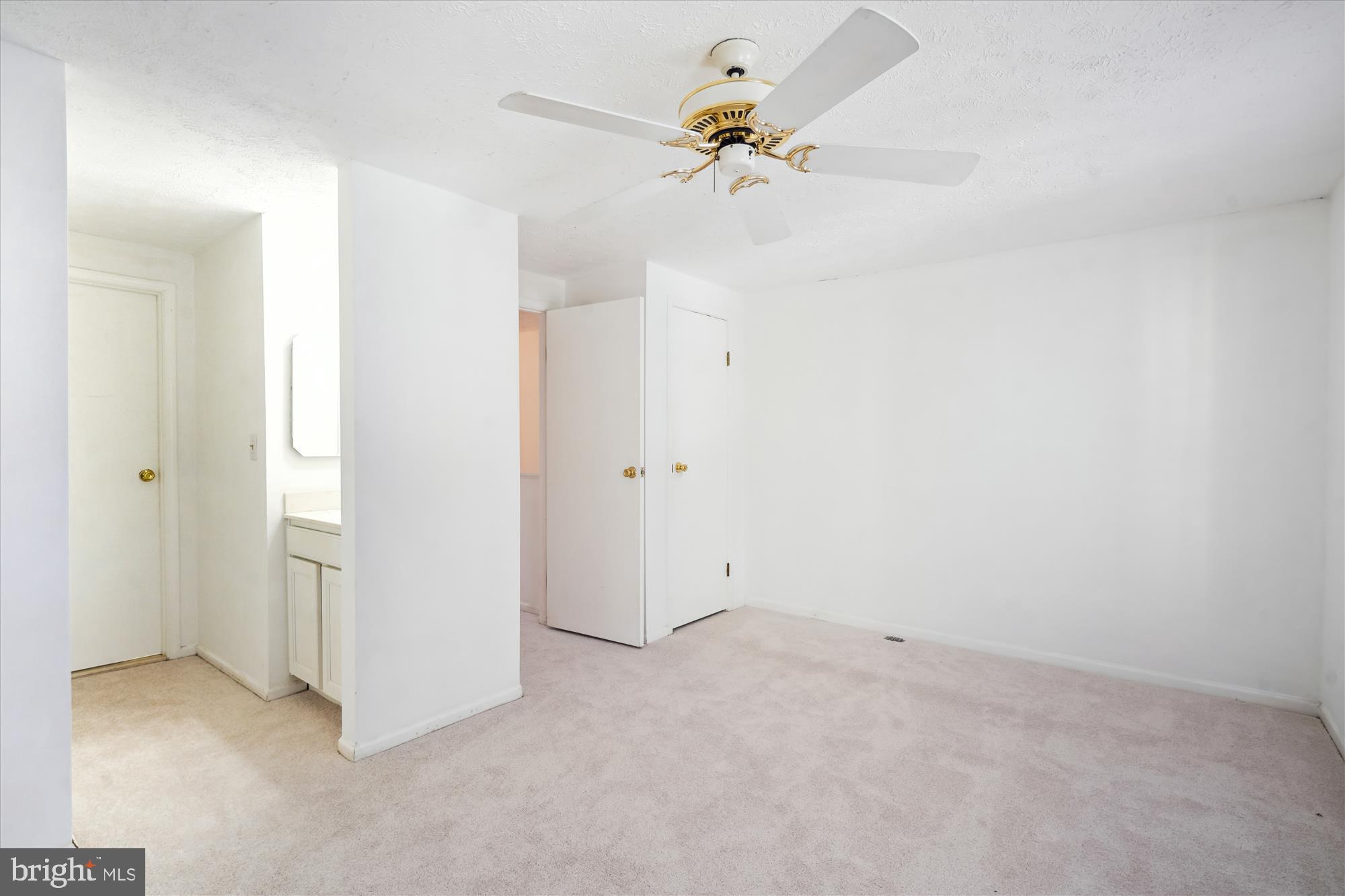 1919 Belmont Ridge Court Reston, VA 20191 - Photo 13 of 17
