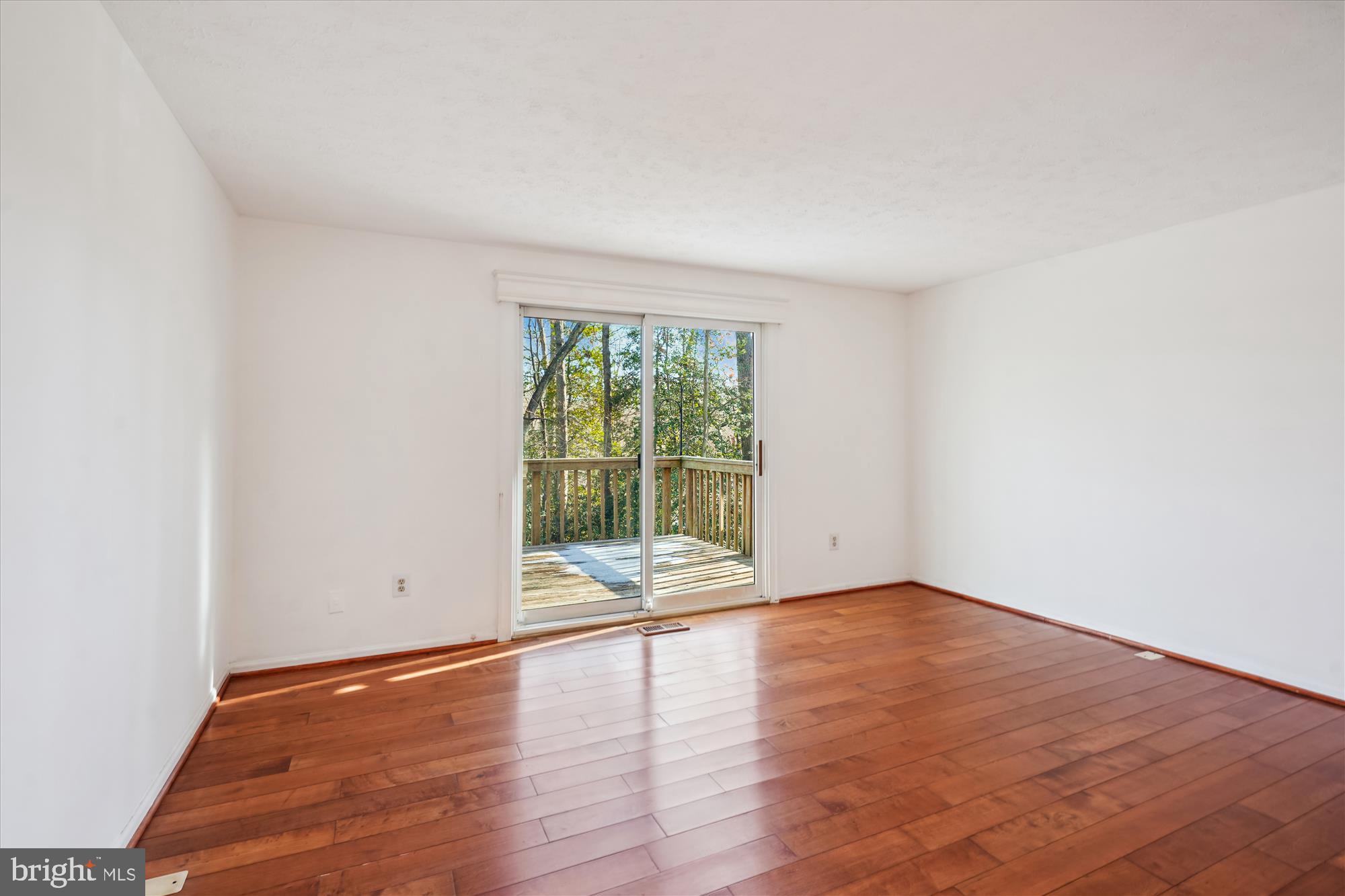 1919 Belmont Ridge Court Reston, VA 20191 - Photo 5 of 17
