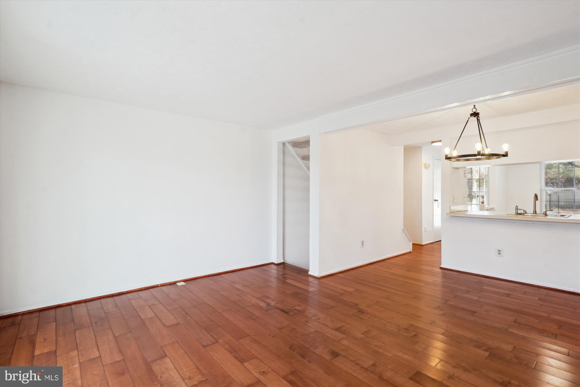 1919 Belmont Ridge Court Reston, VA 20191 - Photo 6 of 17