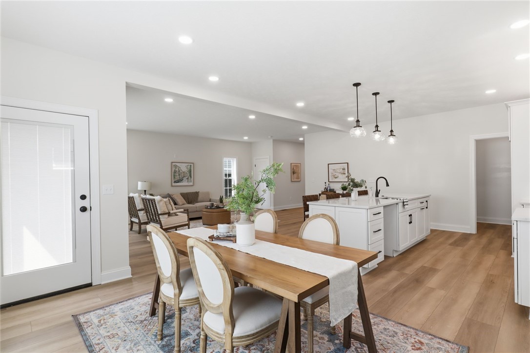 28 Madison Terrace Irondequoit, NY 14617 - Photo 14 of 48
