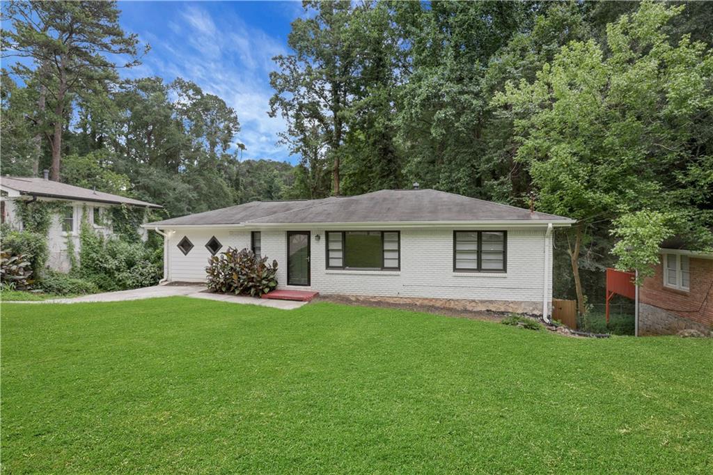 1982 Rena Circle Southwest Atlanta, GA 30311 - Photo 2 of 35