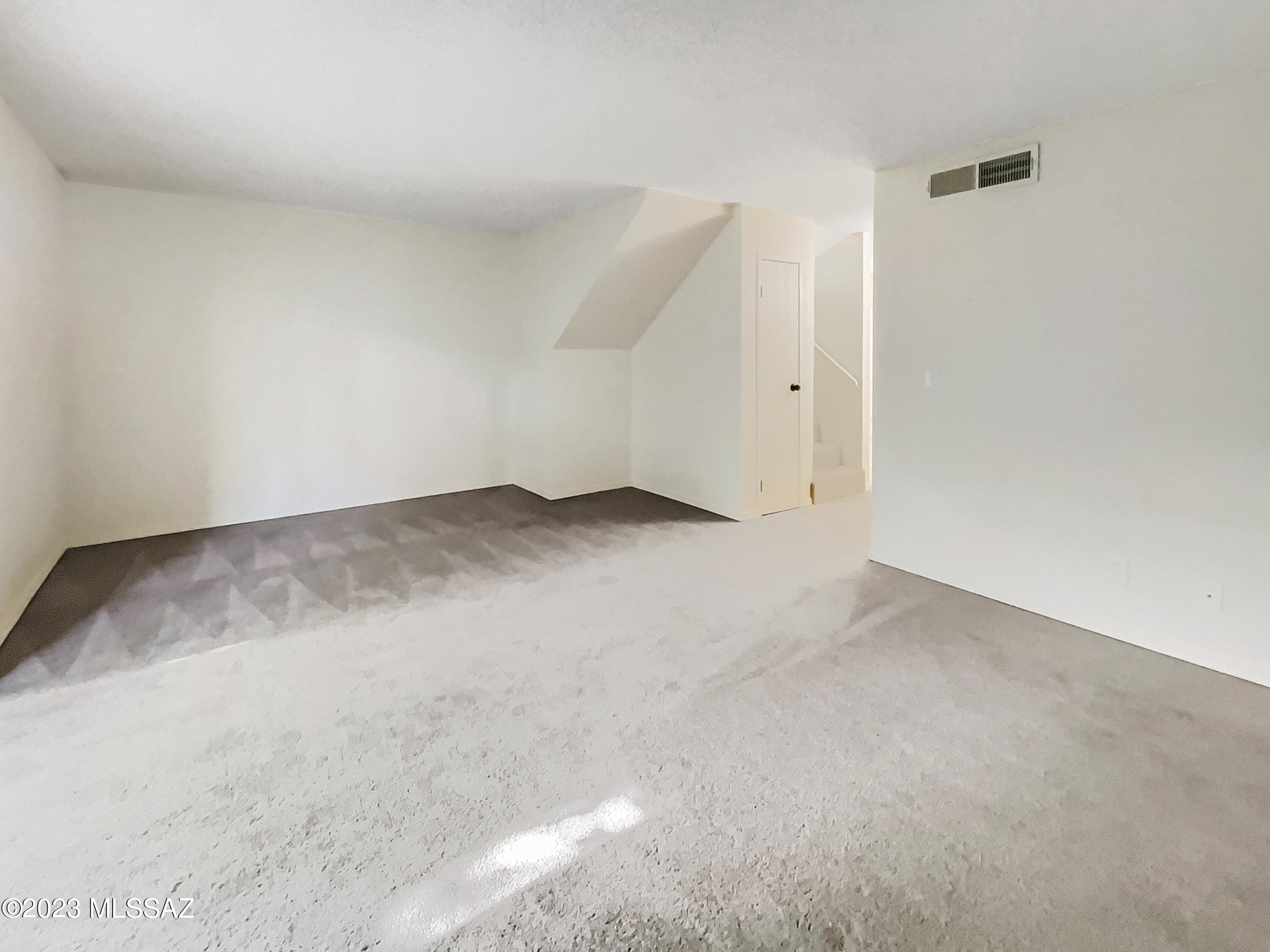 2773 West Anklam Road, Unit E Tucson, AZ 85745 - Photo 4 of 18