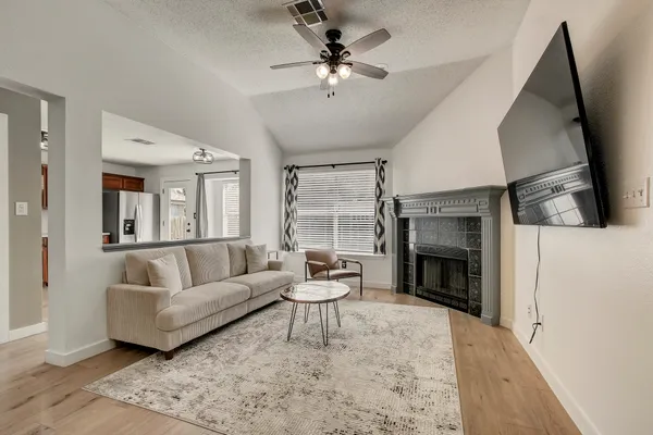 $315,000 | 806 Ridge View Drive, Leander, TX 78641