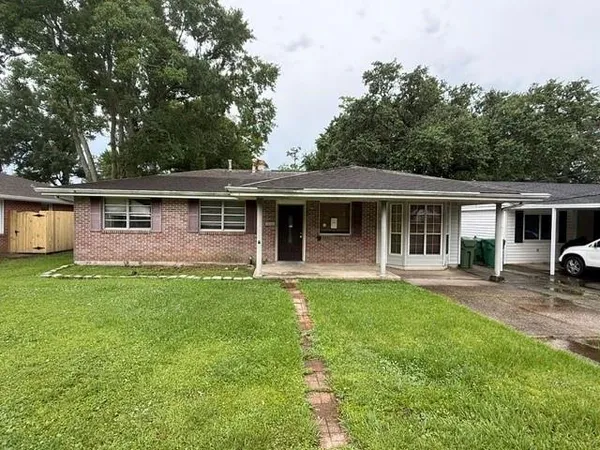 $129,999 | 383 Hickory Drive, Slidell, LA 70458