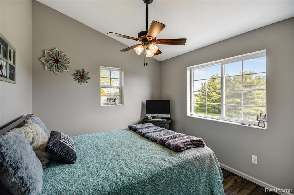 10572 Otter Road Carleton, MI 48117 - Photo 16 of 36 Gallery Image 16