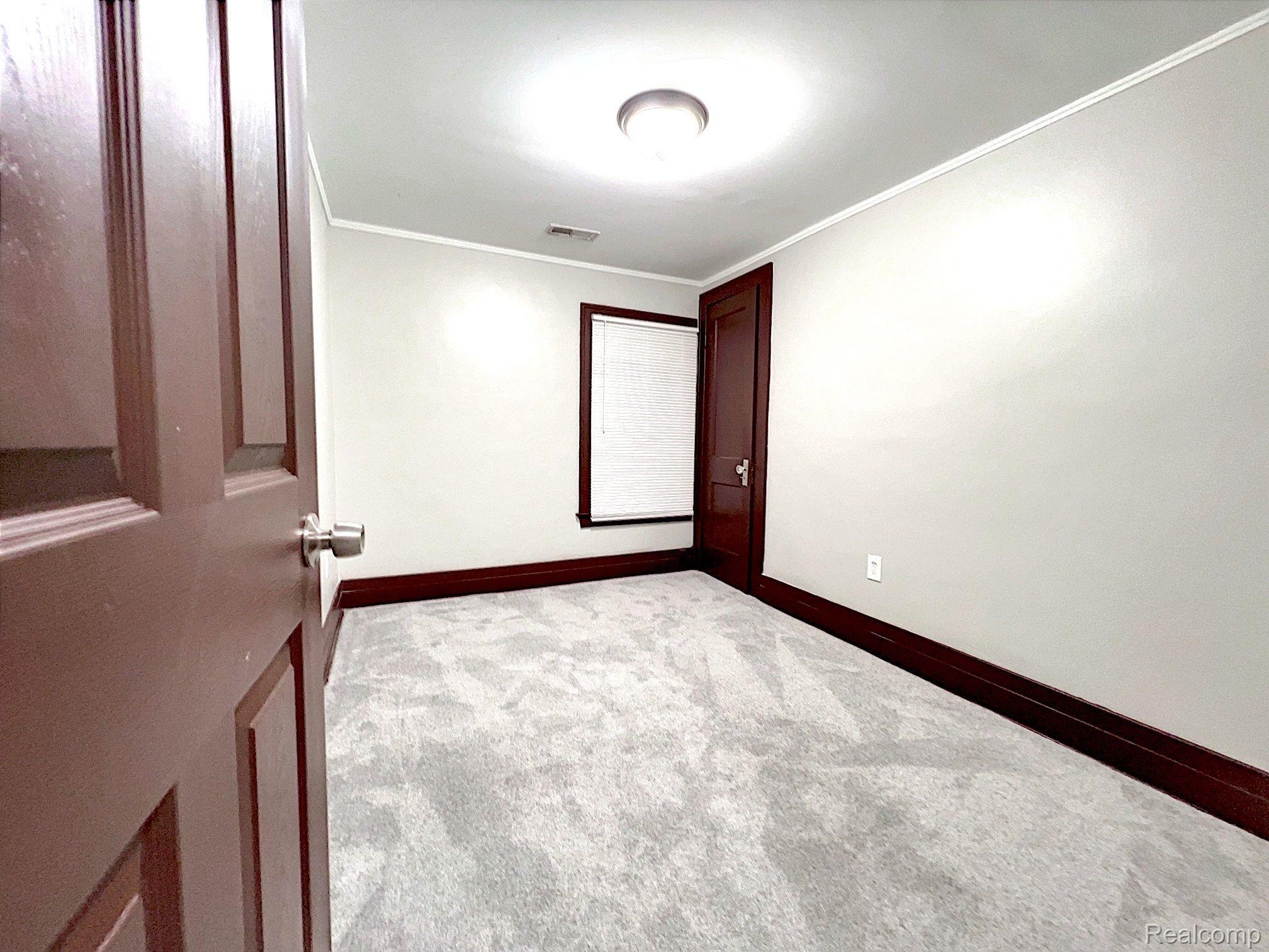 121 Elm Street River Rouge, MI 48218 - Photo 9 of 12 Gallery Image 9