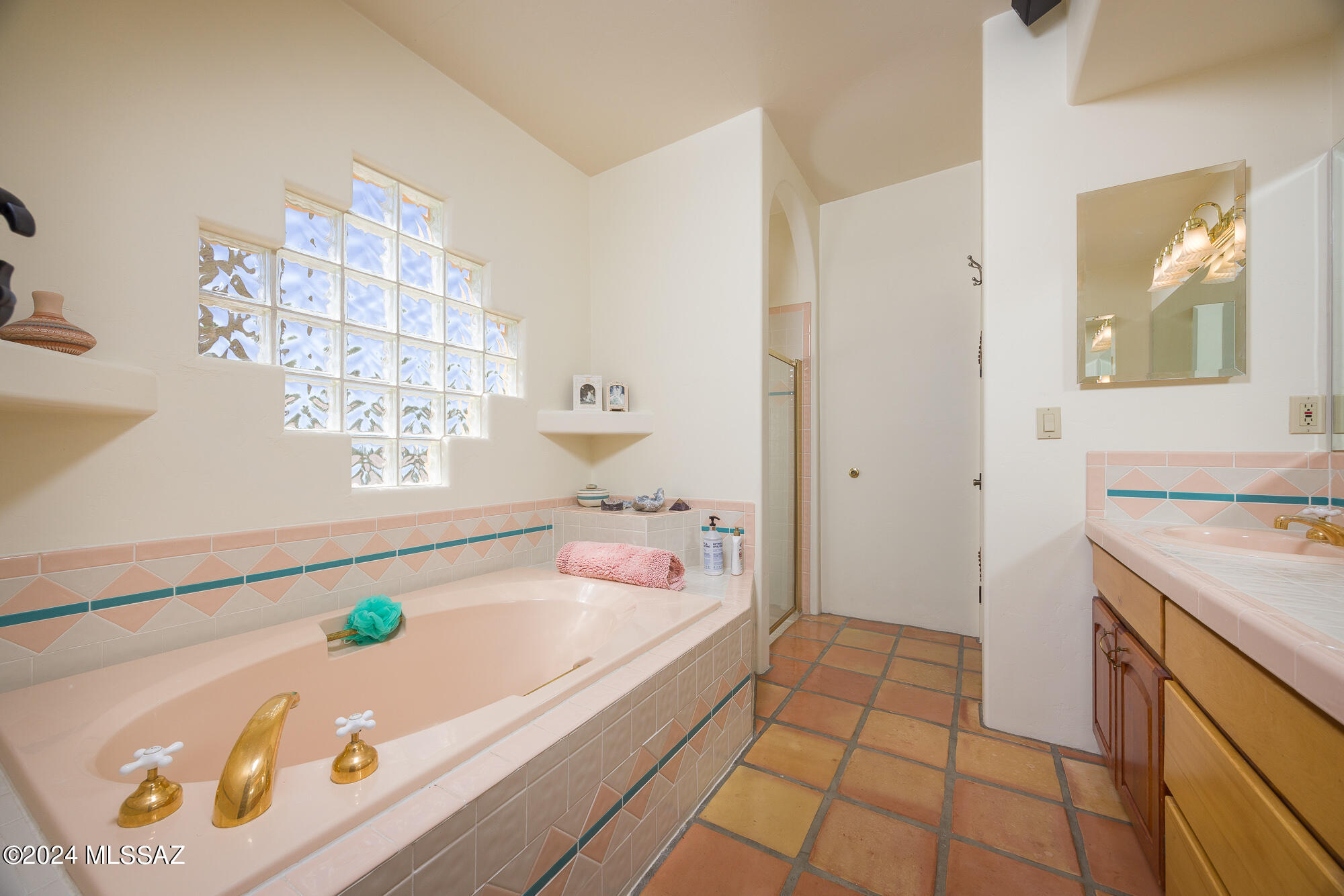 4975 North Old West Road Tucson, AZ 85743 - Photo 21 of 32 Gallery Image 21