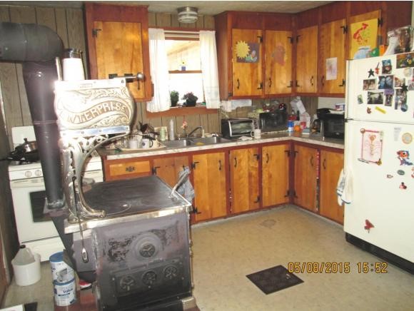 1112 River Road Canaan, VT 05902 - Photo 8 of 25 Gallery Image 8