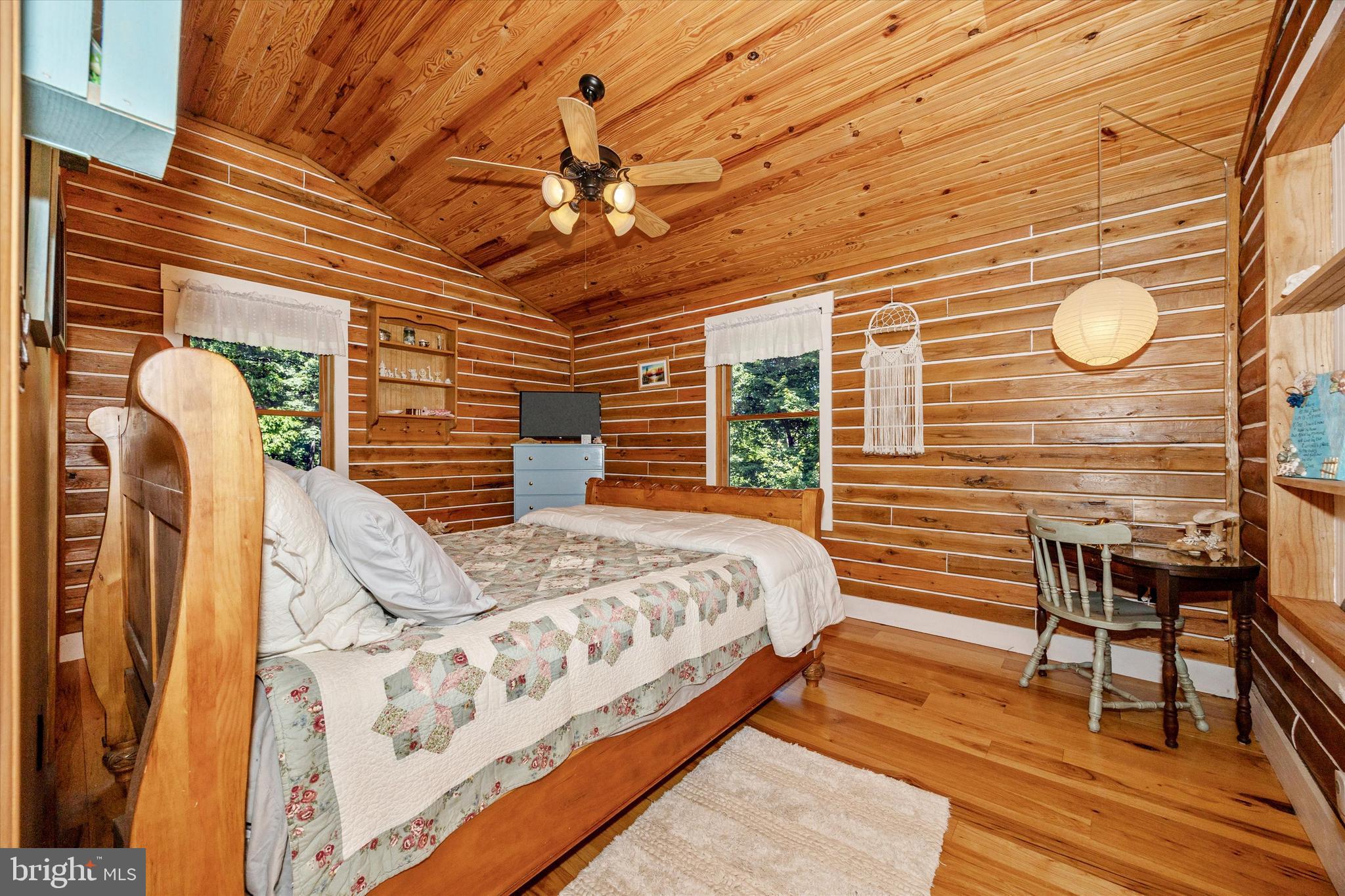 7307 Black Road Thurmont, MD 21788 - Photo 12 of 54 Main level bedroom 2