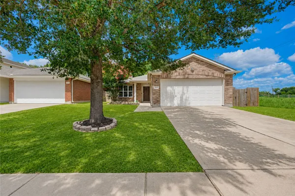 $1,880 | 9642 Sugarblossom Lane, Sugar Land, TX 77498