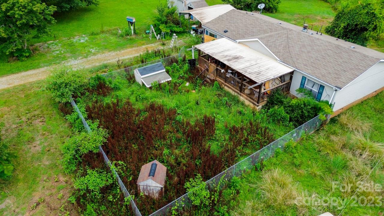 902 Aderholdt Road Lincolnton, NC 28092 - Photo 1 of 27 Gallery Image 1