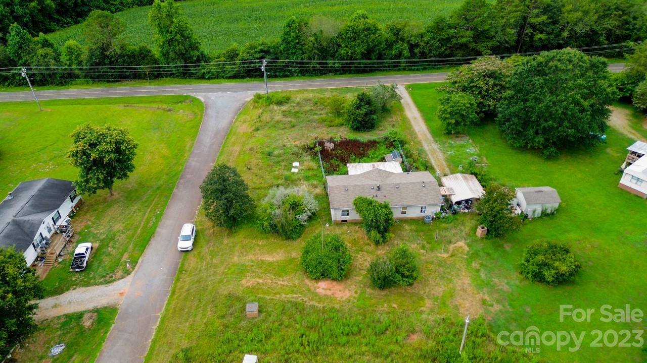 902 Aderholdt Road Lincolnton, NC 28092 - Photo 26 of 27 Gallery Image 26