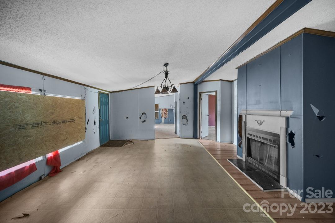 902 Aderholdt Road Lincolnton, NC 28092 - Photo 3 of 27 Gallery Image 3