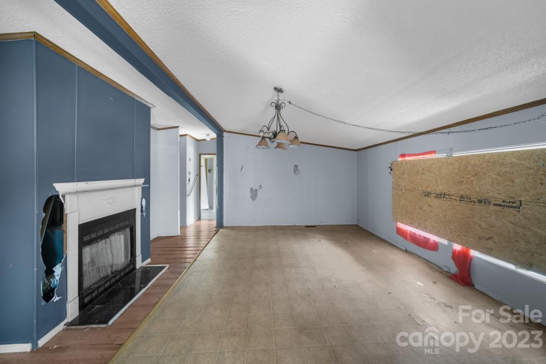 902 Aderholdt Road Lincolnton, NC 28092 - Photo 4 of 27 Gallery Image 4