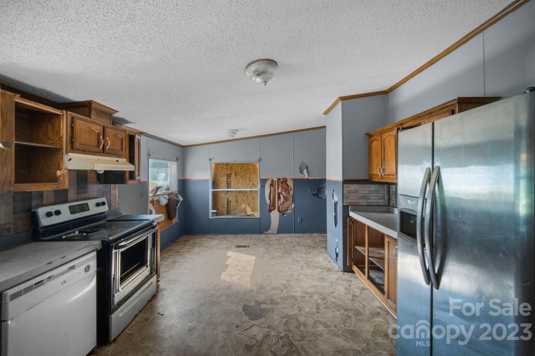 902 Aderholdt Road Lincolnton, NC 28092 - Photo 6 of 27 Gallery Image 6