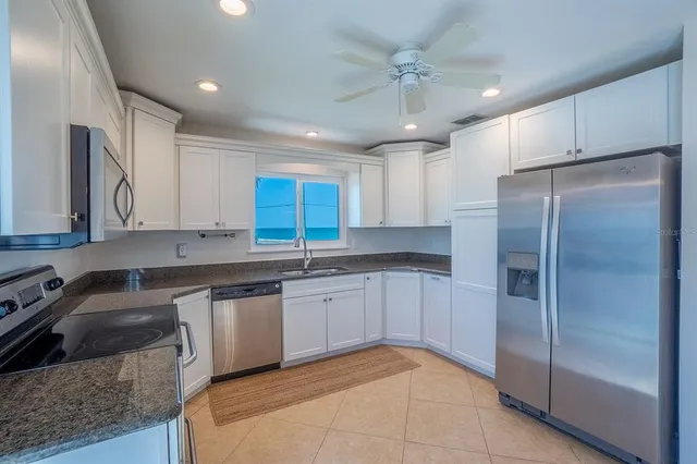 $389,000 | 2898 Ocean Shore Boulevard, Unit 401, Ormond Beach, FL 32176