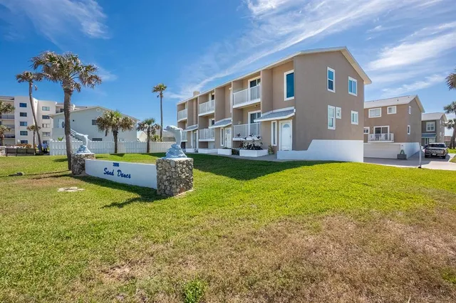 $389,000 | 2898 Ocean Shore Boulevard, Unit 401, Ormond Beach, FL 32176