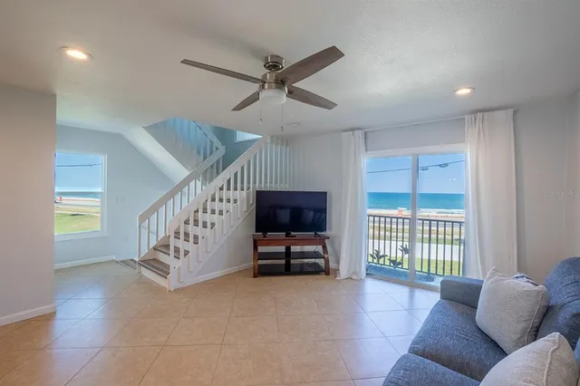 $389,000 | 2898 Ocean Shore Boulevard, Unit 401, Ormond Beach, FL 32176